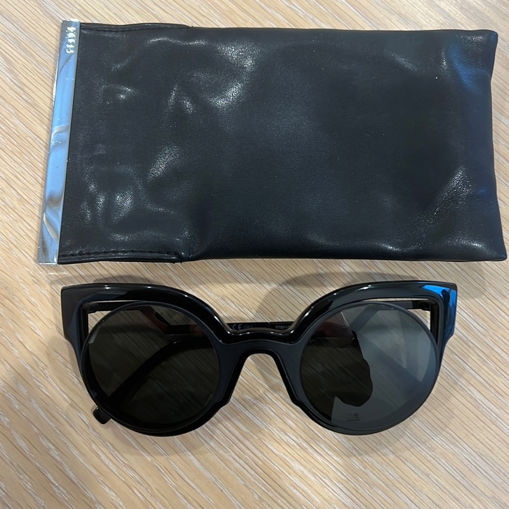 Fendi Womens Cat Eye Ladies Sunglasses
